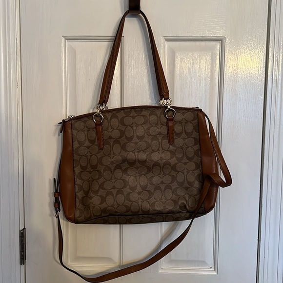 Coach Christie carryall with matching wallet EUC - Picture 4 of 16